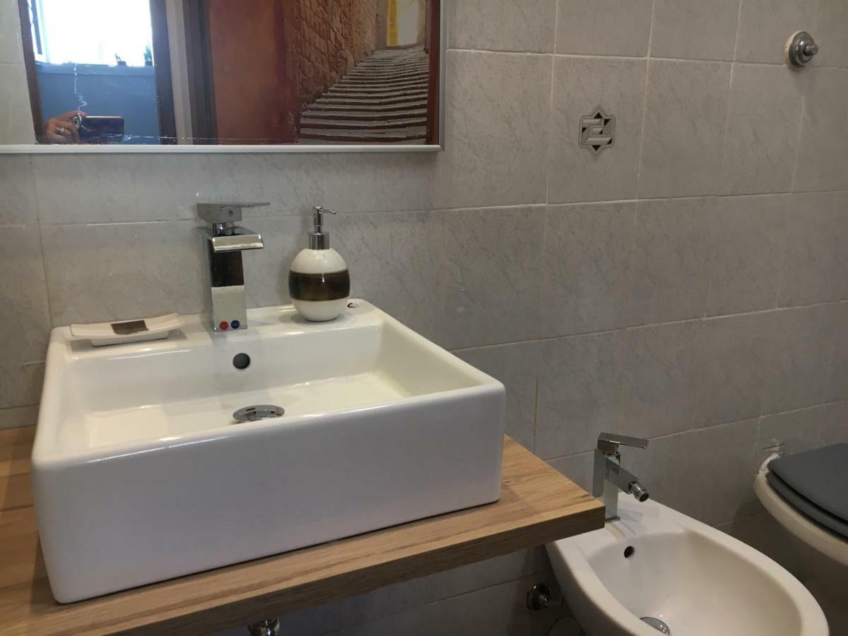 New Maria'S House Livorno. La Fortezza Ngoại thất bức ảnh